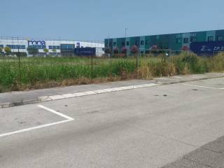 519ffdaa fc88 4f58 9f20 ee8d080aceee