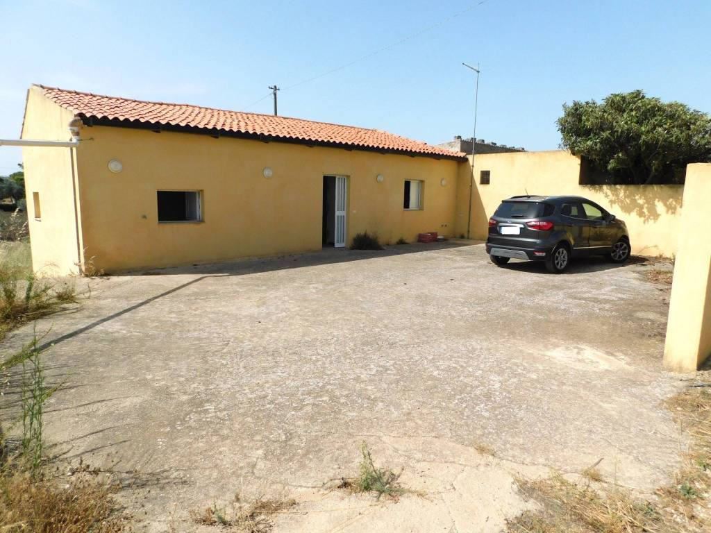 Villa unifamiliare contrada piano dell'acqua, piano dell'acqua, chiaramonte gulfi