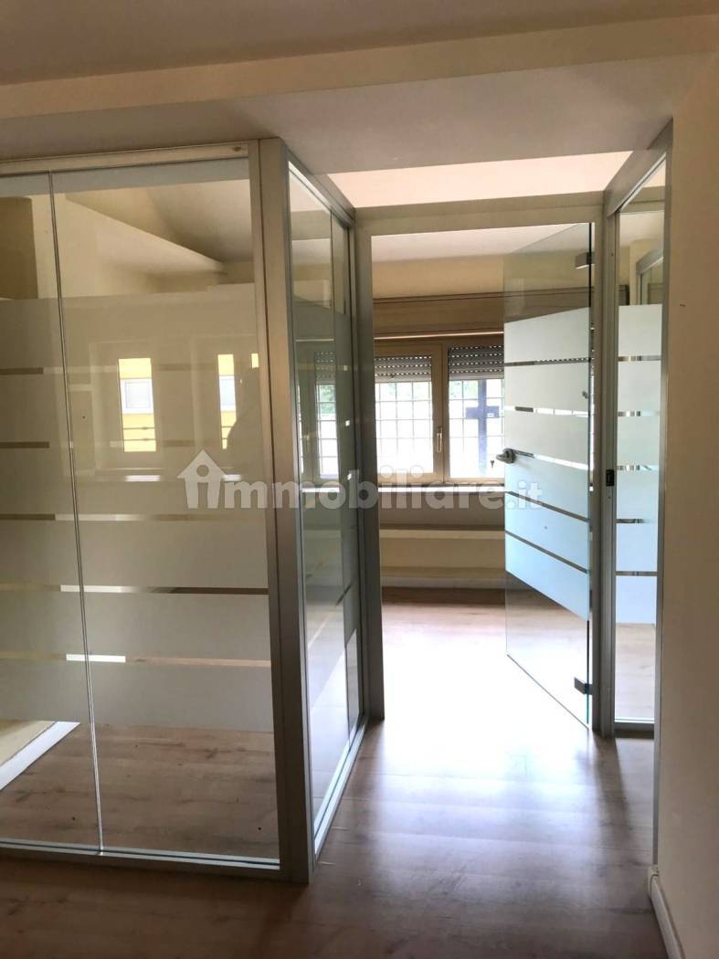 Palazzo - Edificio in affitto a Roma