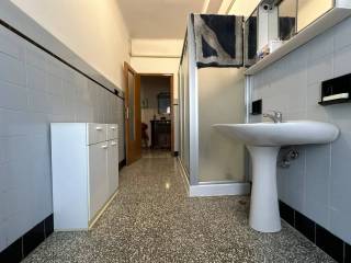 BAGNO CON BOX DOCCIA