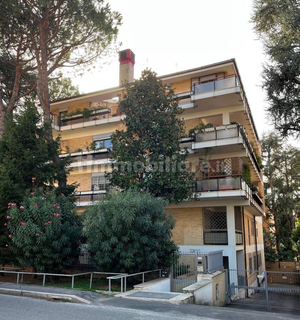 Appartamento in vendita a Roma