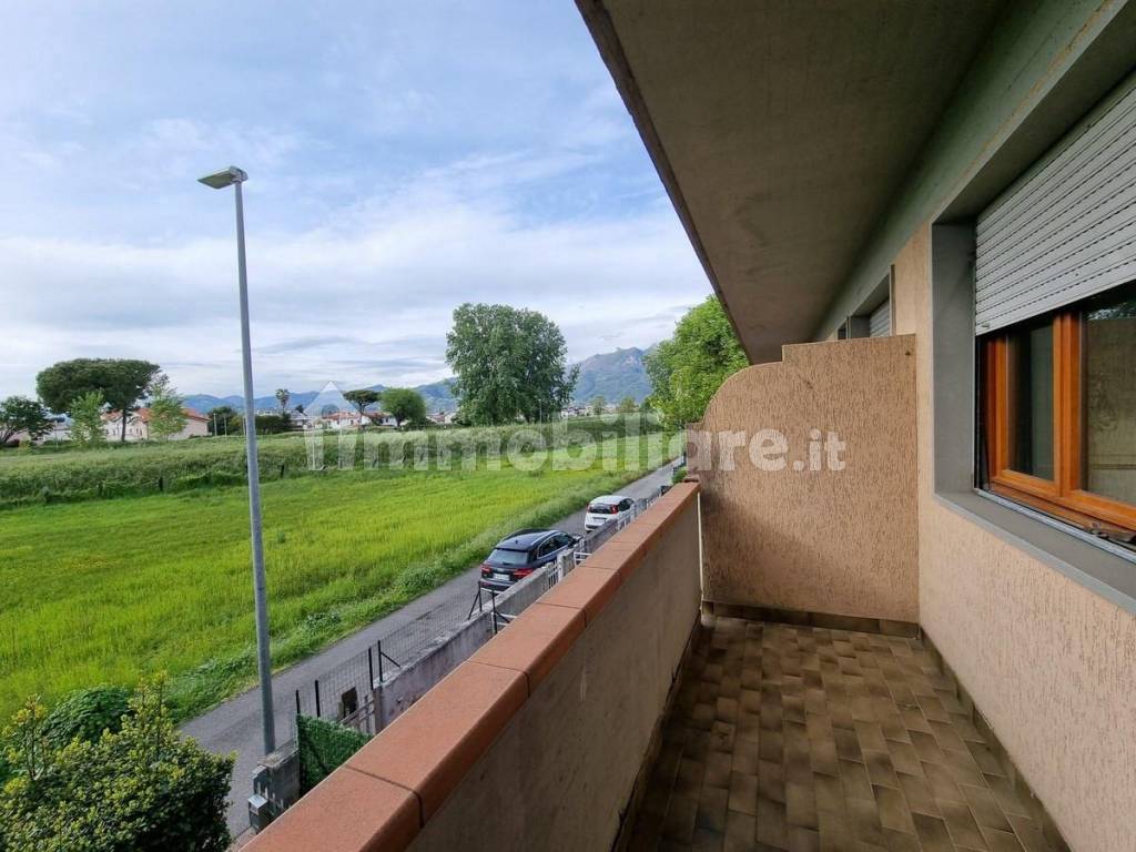 Balcone camera 1