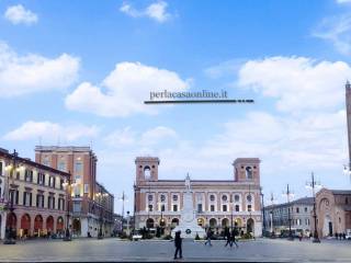 piazza aurelio saffi