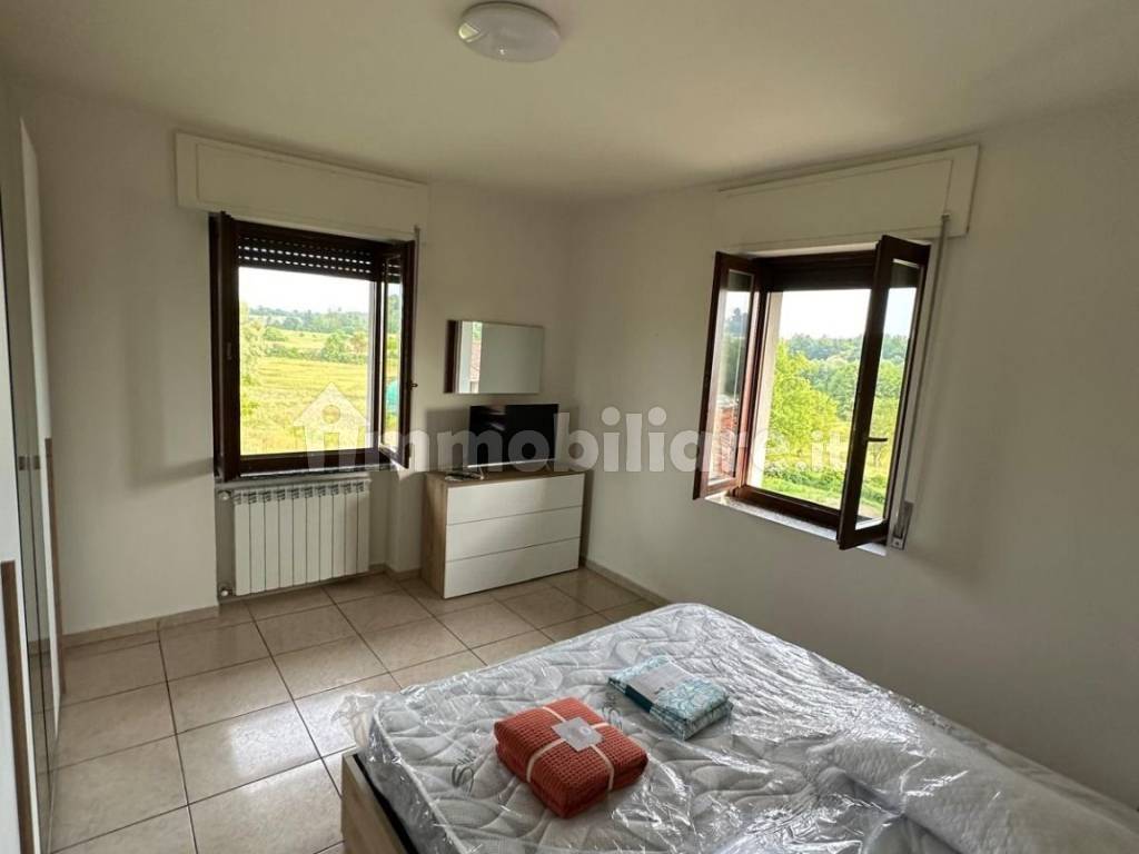 Affitto Appartamento Olgiate Comasco. Bilocale in via Fossi di Rongio 29.  Ottimo stato, secondo piano, con terrazza, riscaldamento autonomo, rif.  112544745