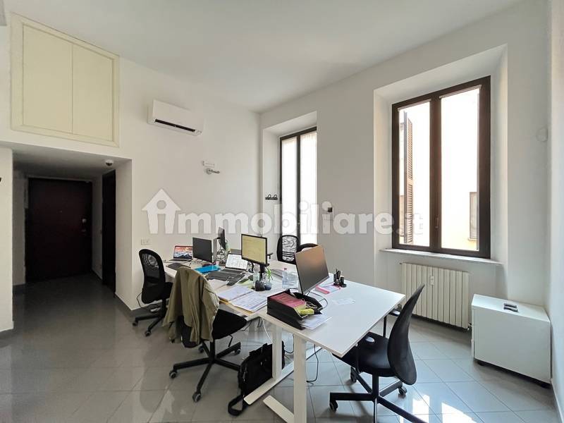 Ufficio - Studio via dei Piatti 2, Milano, Rif. 112544893 - Immobiliare.it
