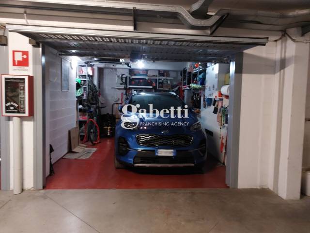 Garage.jpg