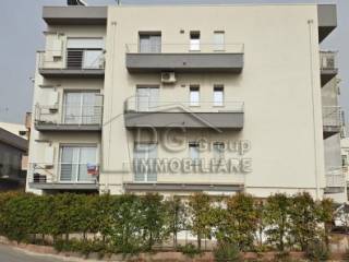 APPARTAMENTO LUMINOSO IN VIA DON GIROLAMO GIARDINA - 1
