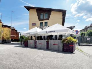 hotel vendita grignasco esterno