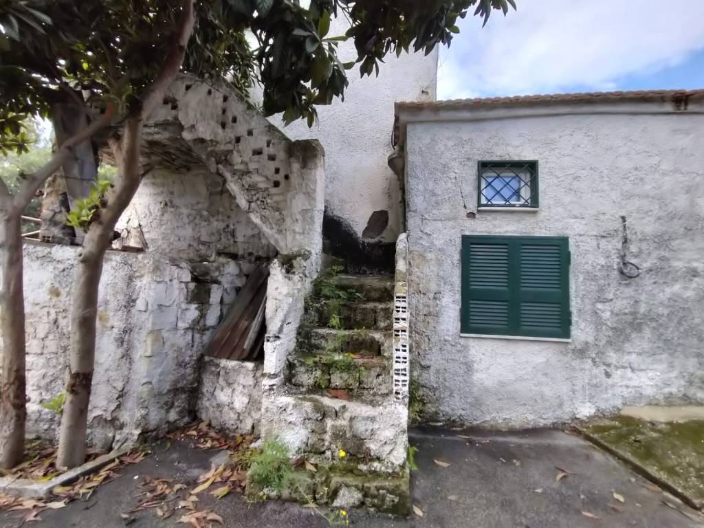Terreno edificabile via pozzillo, quarto