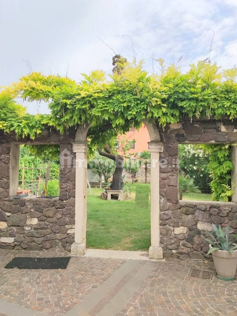 Villa in vendita a Montebello Vicentino