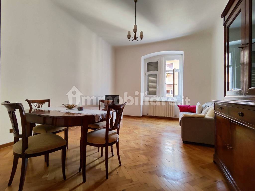 Via Delle Sette Chiese 142 Affitto Appartamento Trieste. Trilocale in via delle Sette Fontane 12