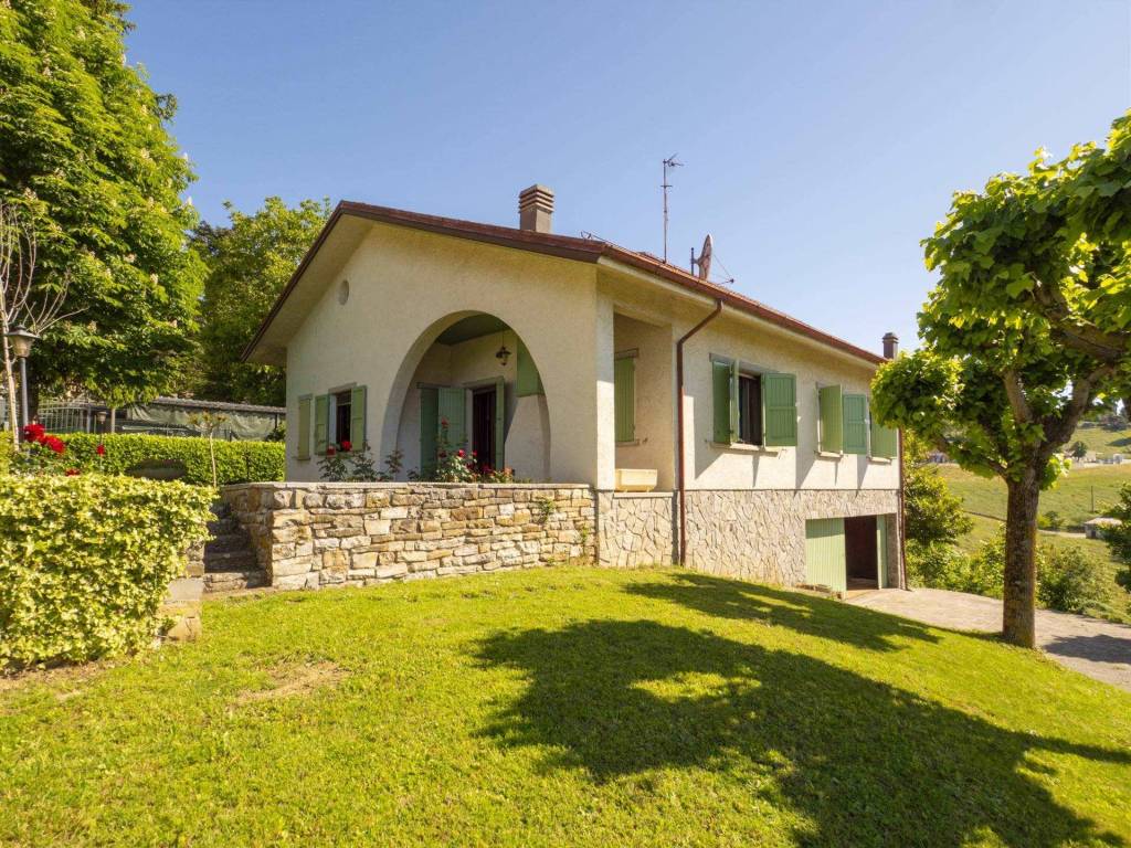 Villa unifamiliare, buono stato, 310 m², prignano, prignano sulla secchia