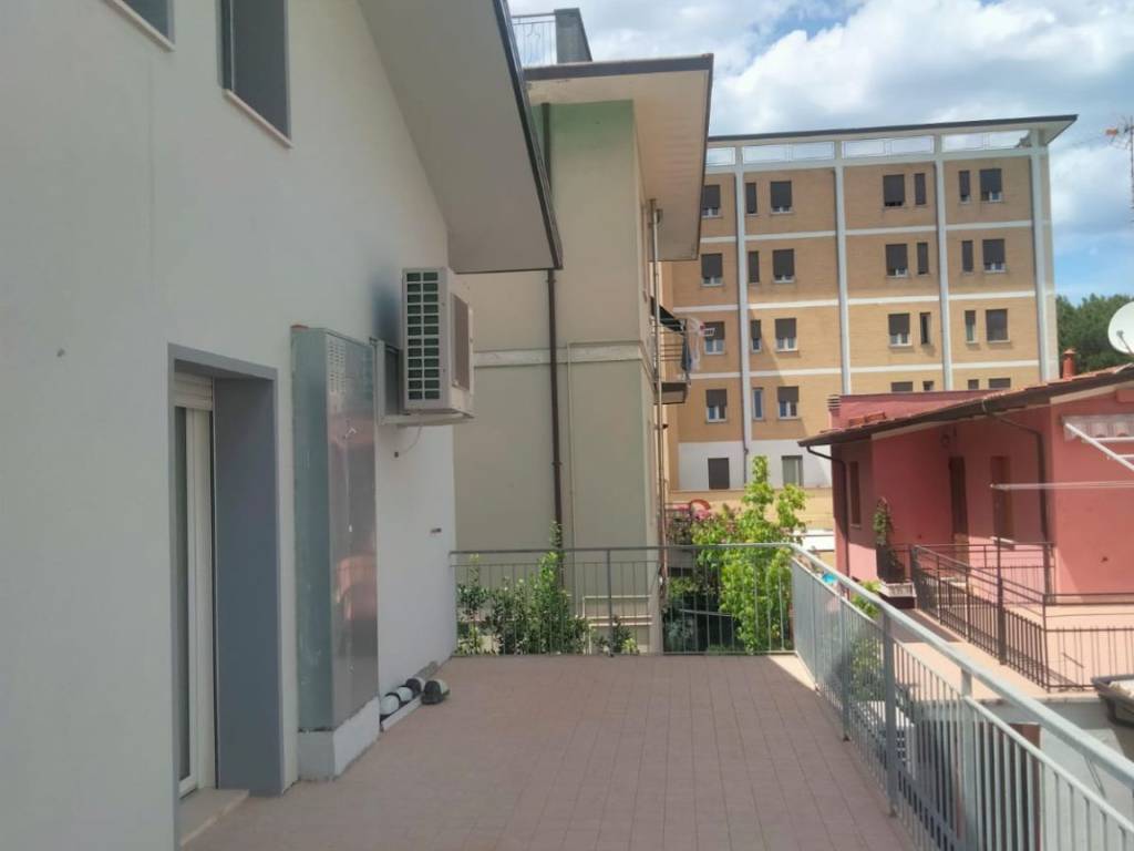 Trilocale viale archimede 10, villamarina mare, cesenatico