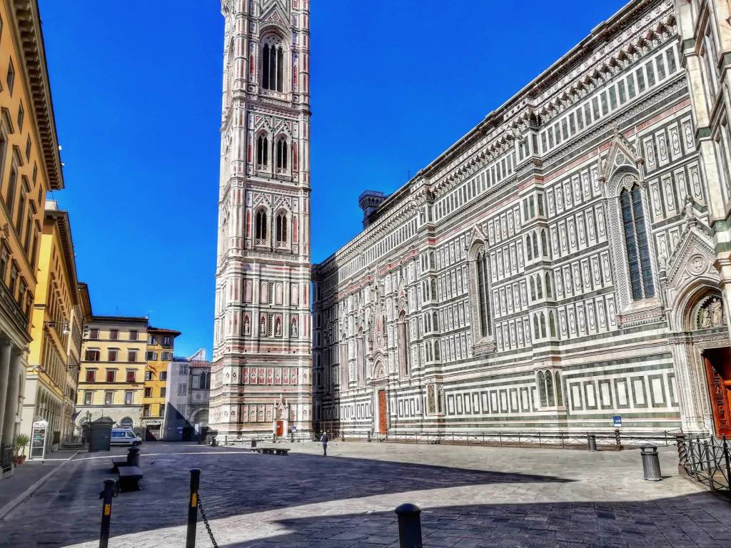 Attività commerciale piazza del duomo 14, duomo, firenze