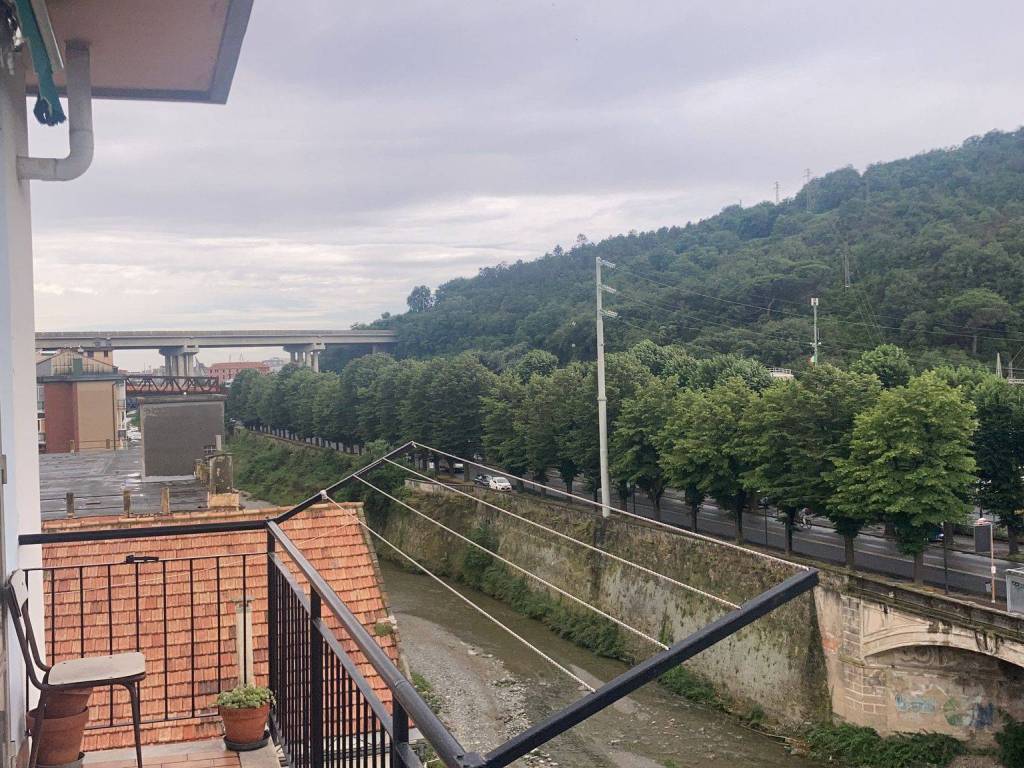 Sale Apartment Savona. 3room flat in via Nicolò Cesare Garroni 15. To