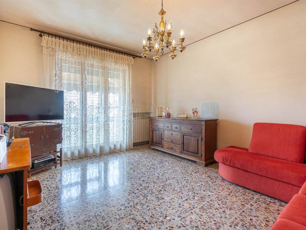 Appartamento in villa via gosaldo, favaro veneto, venezia