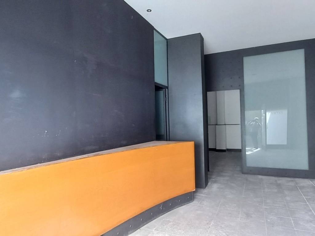 Magazzino - deposito via firenze 135/a, centro, aci castello