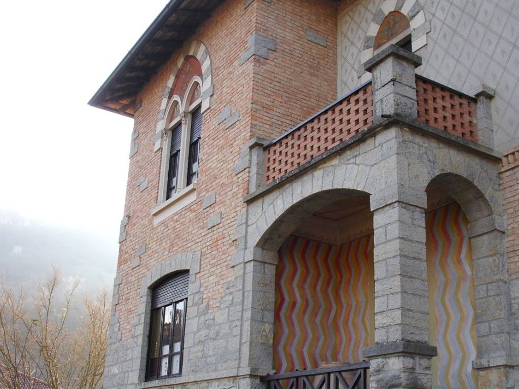 Villa unifamiliare via don pietro cortinovis, gaverina terme