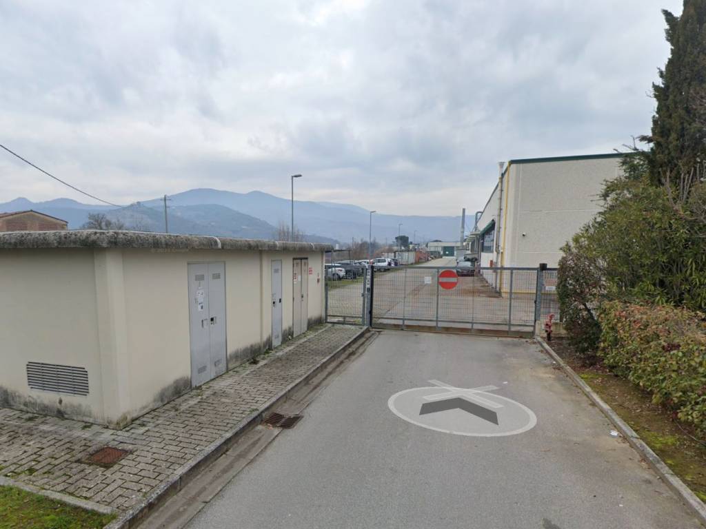 Capannone via zona industriale,  6, la botte, calcinaia