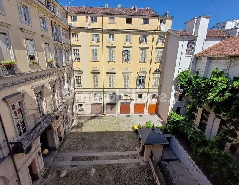 Trilocale in Centro, foto 2 di 48