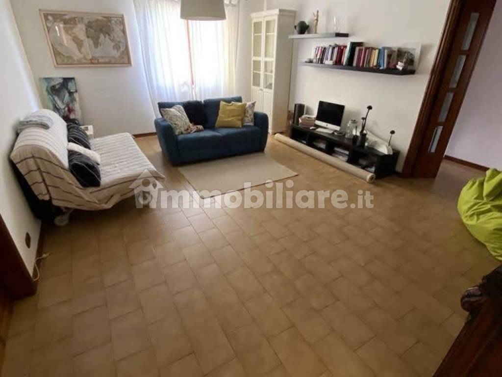 Vendita Appartamento Massa. Quadrilocale in via Tavola. Buono stato ...