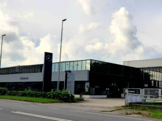 locale commerciale