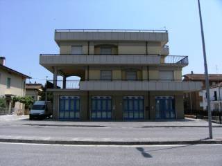 ufficio_magazzino_garage_jesi