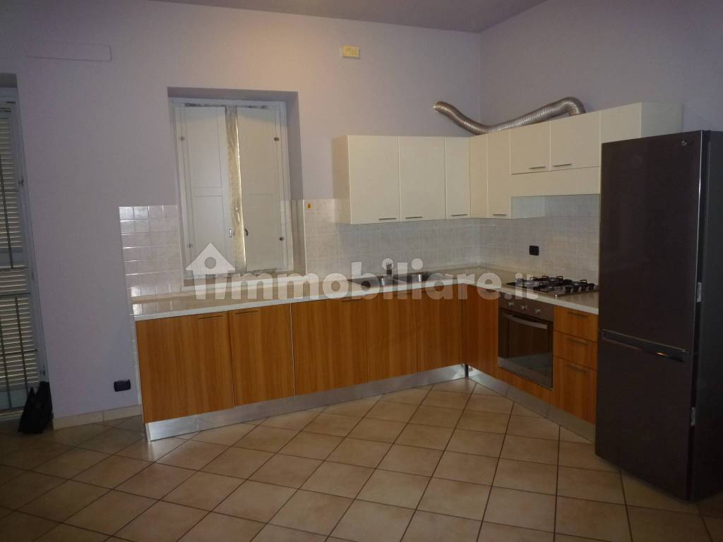 Rent Apartment Alba. 2room flat, Excellent condition, ground floor