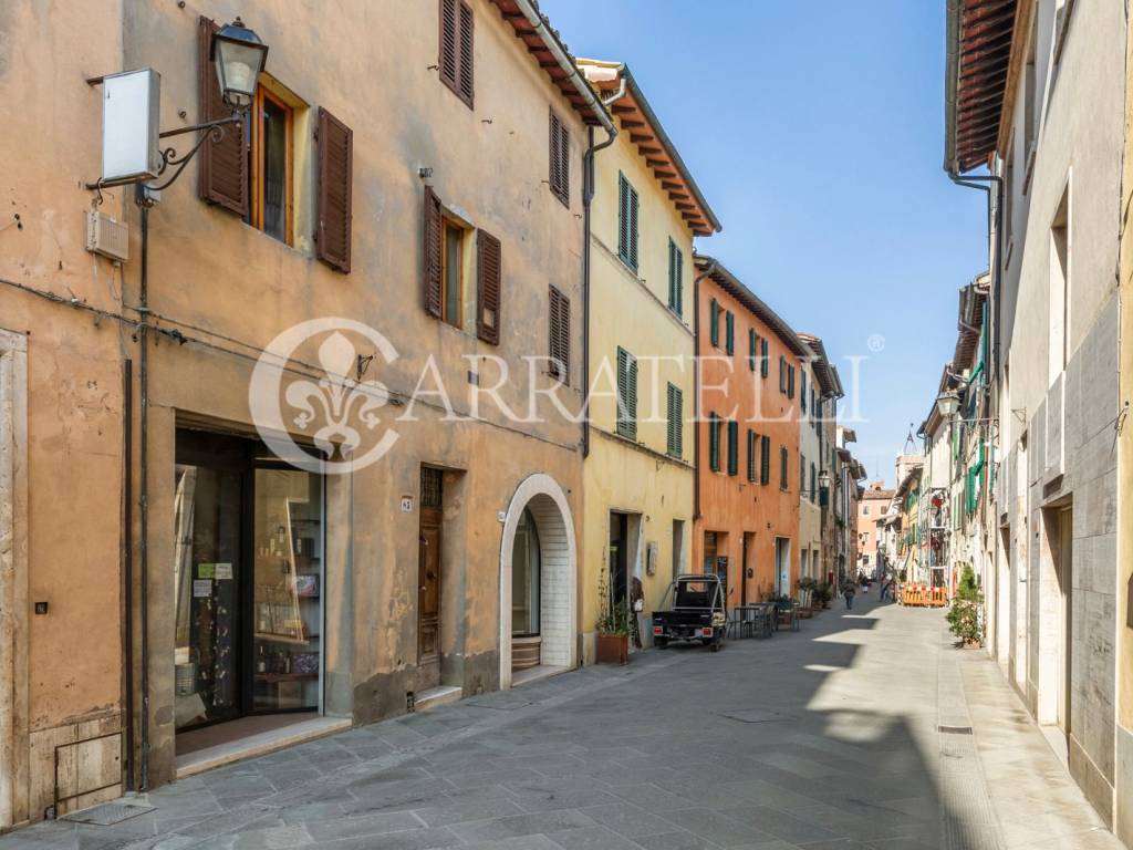 Ampio appartamento a San Quirico dOrcia, Toscana