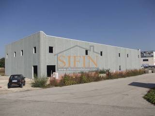 Capannone commerciale affitto grottaminarda