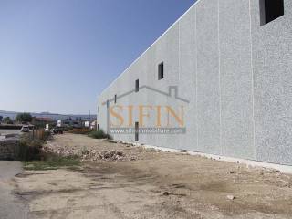 Capannone commerciale affitto grottaminarda