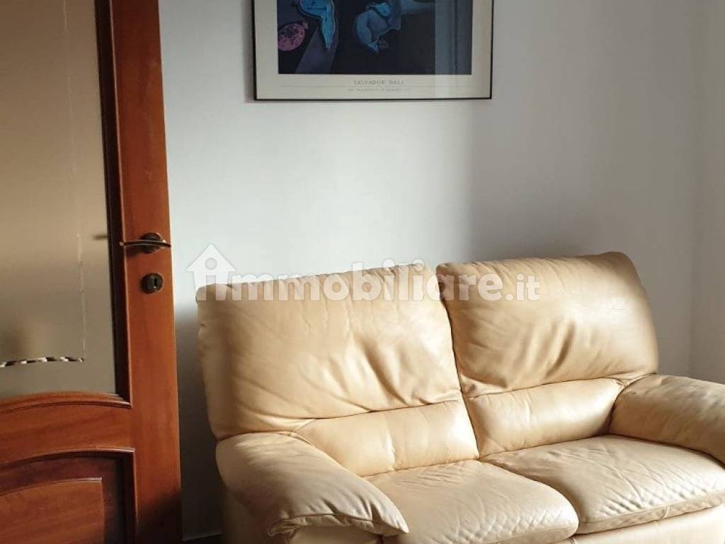 Stanze singole e doppie in Parella, foto 3 di 19