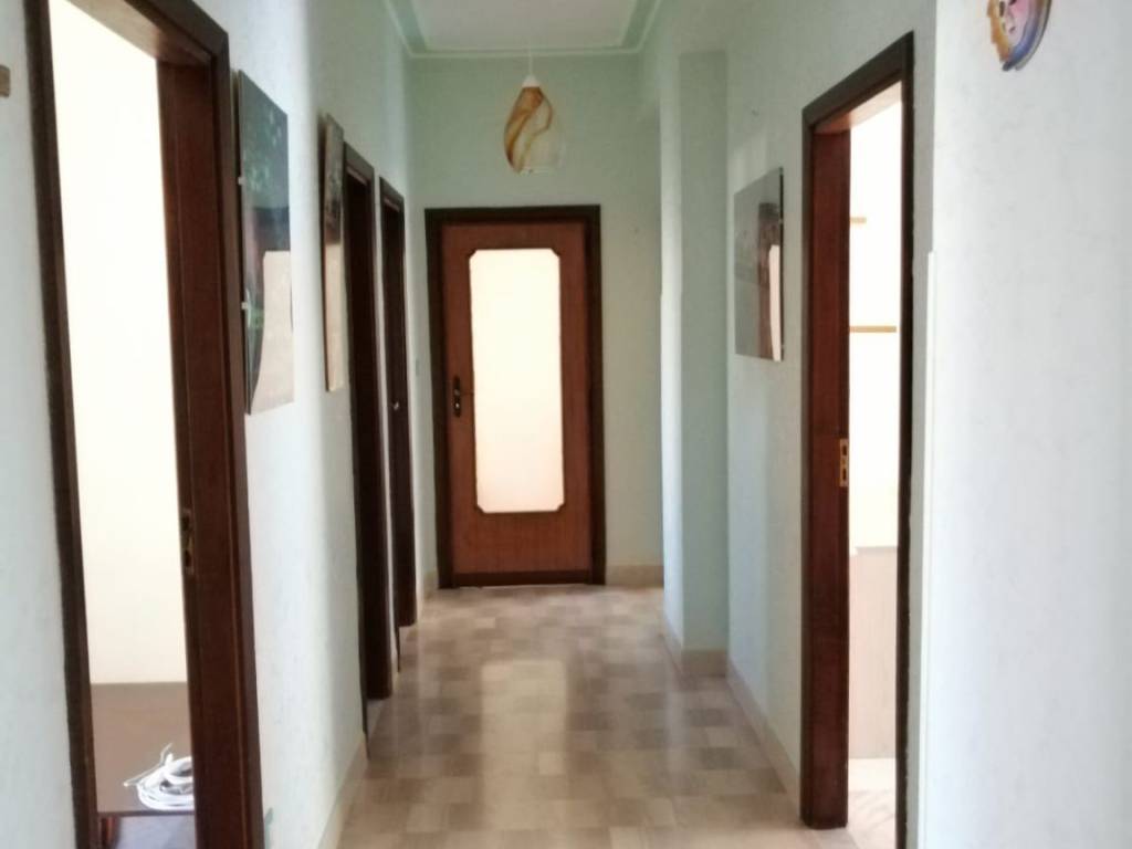 Stanza doppia via domenico caldara 21, foggia