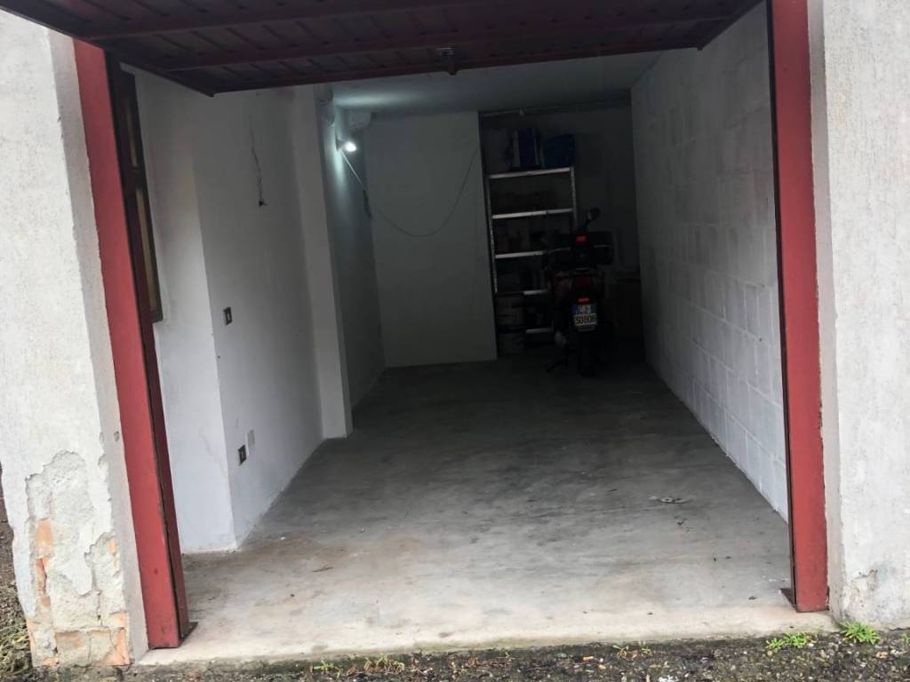 Garage - box via lucania 42, rondo carducci, medassino, voghera