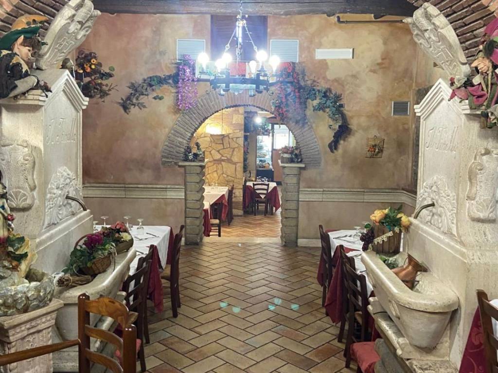 Ristorante via ettore ronconi 31, centro storico, genzano di roma