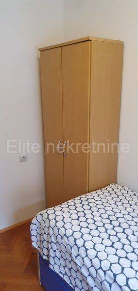 Flat in a building, Rent, Rijeka, Zapad