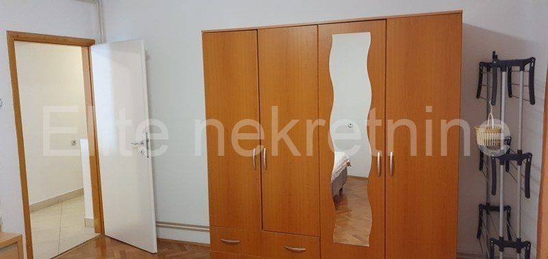 Flat in a building, Rent, Rijeka, Zapad