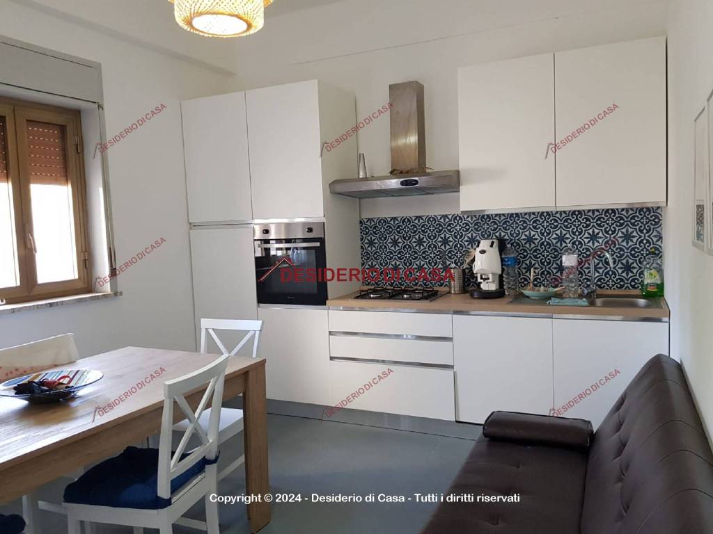 Trilocale viale himera, campofelice di roccella