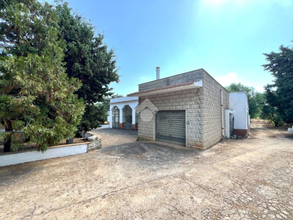 Rustico contrada marangi, ceglie messapica