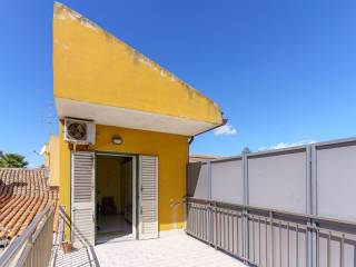 balcone terrazzato piano primo