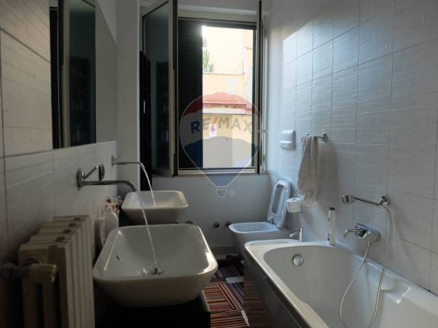 Bagno con vasca