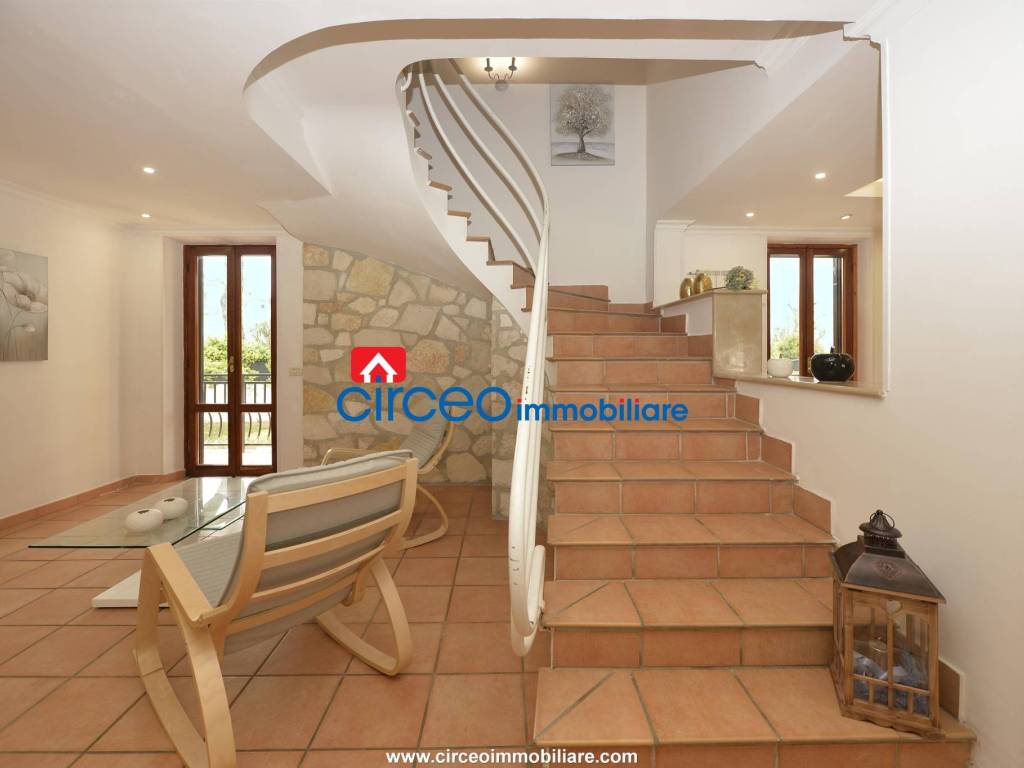 Scala accesso primo piano