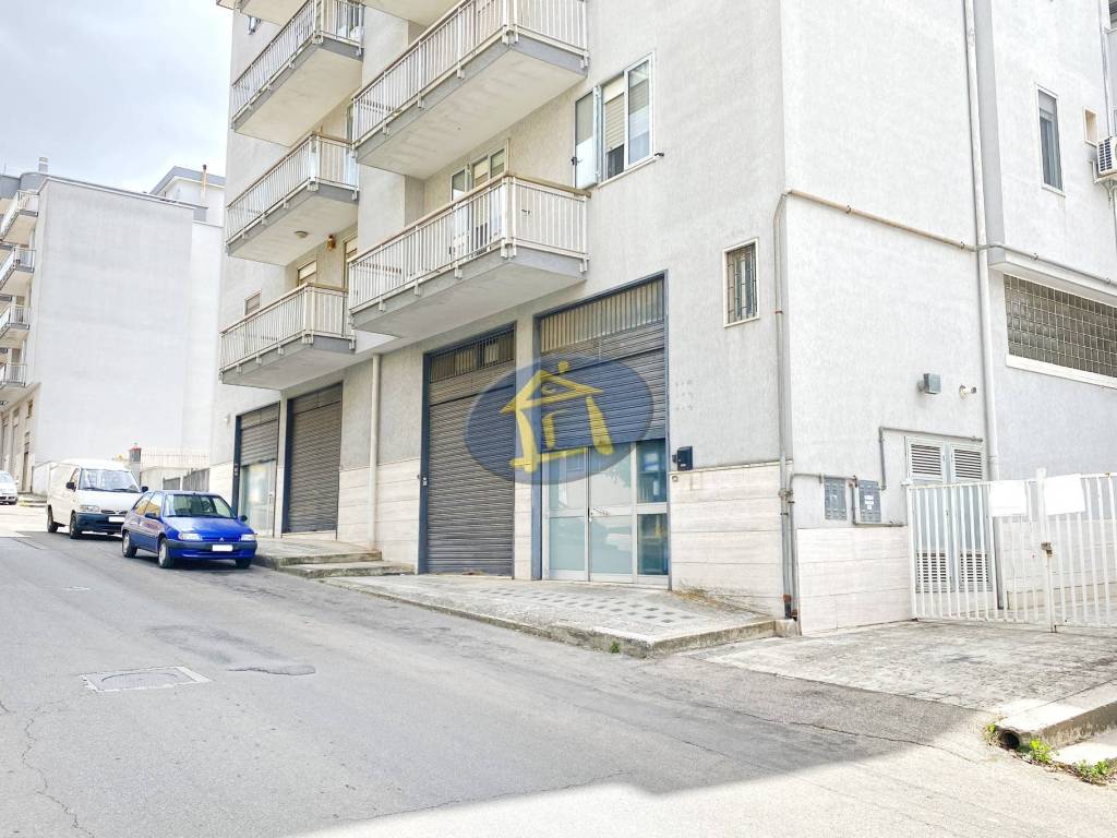 Locale commerciale via della conciliazione, putignano