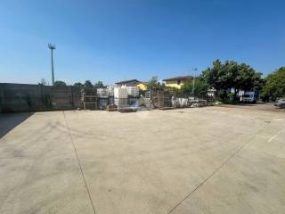ESTERNO