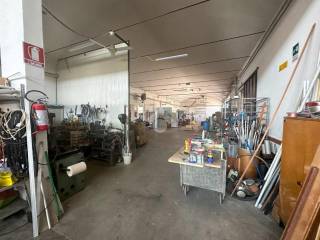 INTERNO