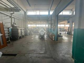 INTERNO