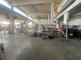 INTERNO