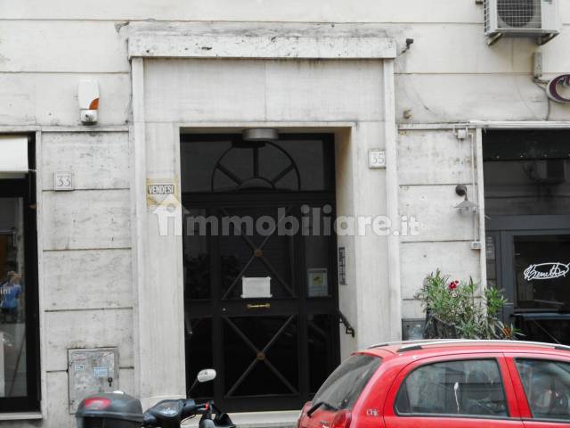 ingresso palazzo