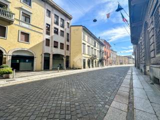ESTERNO