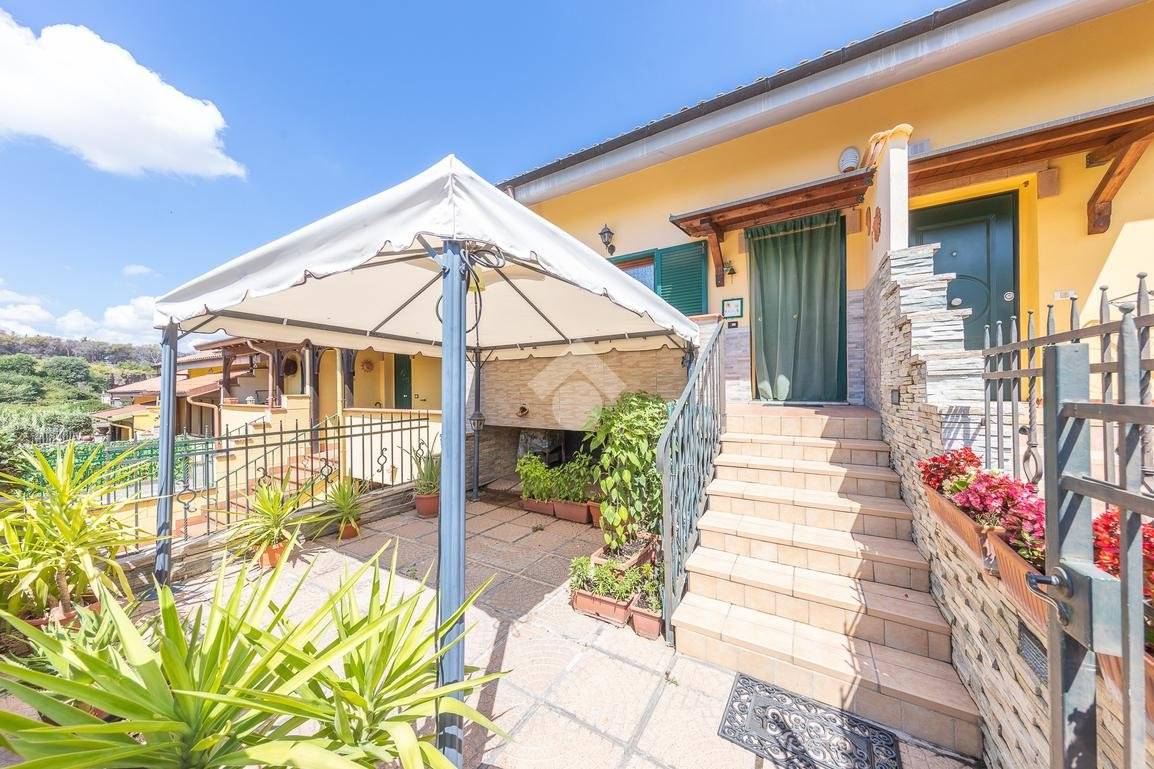 Villetta a schiera in vendita a Roma